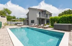 Lovely Home In Imotski With Sauna - إيموتسكي