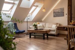 ČÁKYHO KÚRIA - apartmán pre 4 osoby s krbom a saunami