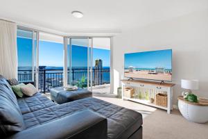 Ocean Views Apartment in Southport Central