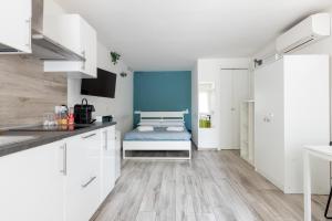 Station Apartment