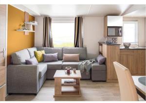 Appartements Mobil home 6-8 personnes Camping de dugny a ONZAIN : photos des chambres