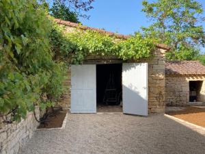 Maisons de vacances Pepite en Perigord 10-12 couchages, piscine chauffee, renovee par architecte : photos des chambres