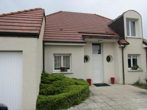 Villas maison clery : photos des chambres