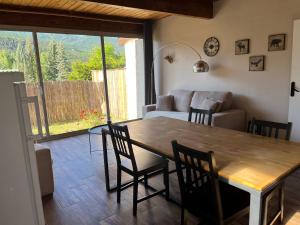 Appartements Barcelonnette location avec jardin : photos des chambres