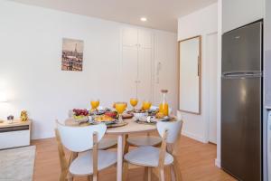 Host Wise - Comfy Sunny Flat - Prime Location