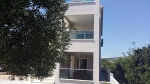 Apartment in Rogoznica with sea view, terrace, air conditioning WiFi 5173-3 