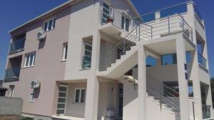Apartment in Rogoznica with sea view, terrace, air conditioning WiFi 5173-3 
