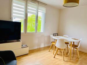 Appartements Appartement meuble et renove centre-ville Saint-Nazaire : Appartement 2 Chambres