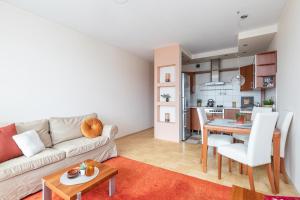 SuperApart Dzieci Warszawy 27a - Ursus Komfort