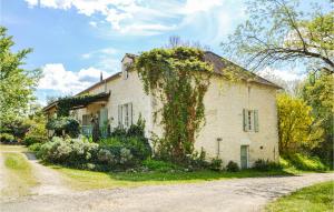 Maisons de vacances Awesome Home In Montaut With Outdoor Swimming Pool, Wifi And 4 Bedrooms : photos des chambres