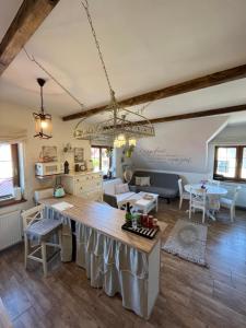 Deluxe Suite with Spa Bath room in Willa Klara
