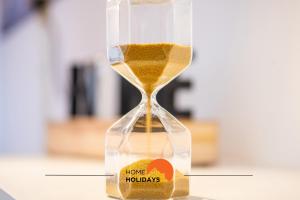 #065 Zulmira Flat by Home Holidays