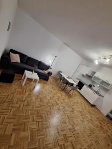 Apartment Kp with parking