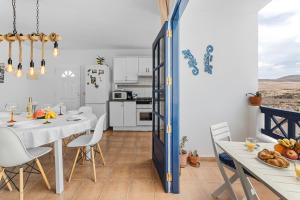 Home2Book Charming Apt Caleta de Caballo Beach