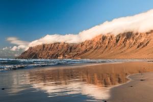 Home2Book Charming Apt Caleta de Caballo Beach