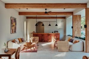 Boni Beach Lombok Boutique Hotel & Villas