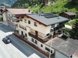 Ferienwohnungen Annelies - Lanersbach