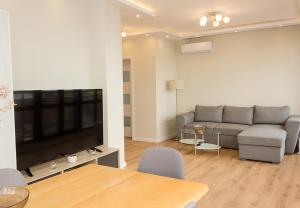 Seaview Haven - Elegant 2BD Flat in Balchik by Flat Mаnager