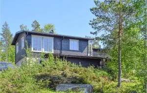 4 Bedroom Lovely Home In Treungen - Felle