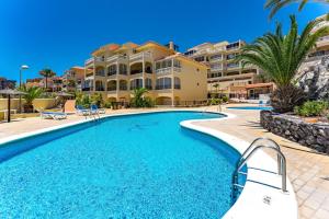 Sea & Green Golf View Duplex Heated POOL