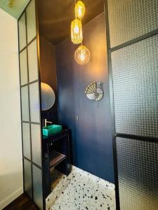 2 pièces à Bastille