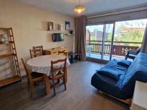 Studio 4 pers, pied des pistes, vue montagne - FR-1-516-58