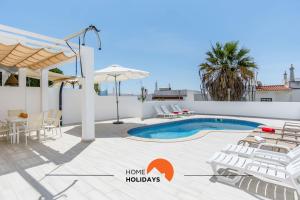 #052 V4 Mimosas by Home Holidays
