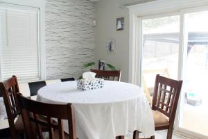 Private bedrooms+free parking