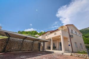 Brseč Villa AnDa s apartmanima i bazenom