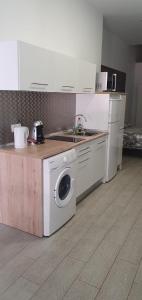 ESTUPENDO PISO a 3 min ESTACIÒN DE TREN MARIA ZAMBRANO Y BUS