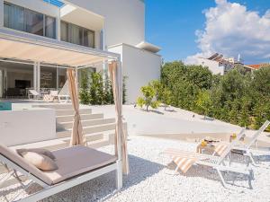 Spectacular Trogir Villa 4 Bedrooms Villa Trogir Sunrise Breath-taking Sea Views and Heated Swimming Pool