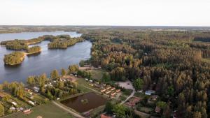 Domek letniskowy nad jeziorem Dadaj na Mazurach
