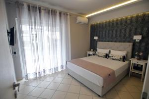 Ioannas Luxury Two Bedroom Apartment
