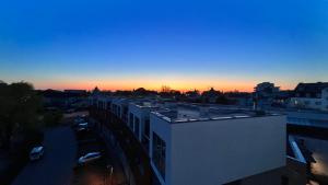 Sunset View - 2 bedrooms, large terrace