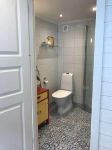 Cozy cottage by the sea south of Varberg