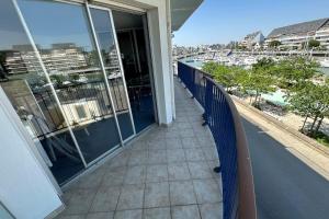 Appartements Spacious 68m apartment bright and charming : Appartement