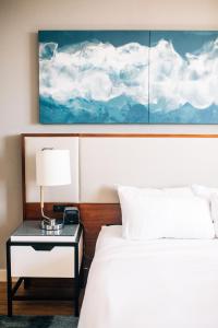 King Bed room in Tampa Marriott Water Street
