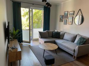 APARTAMENT WŚRÓD SOSEN