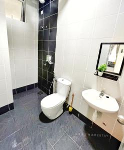 Aqils Homestay near Drawbridge, KTCC, Mayang mall