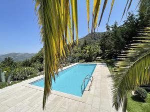 Maisons de vacances Villa de charme au calme, vue panoramique Terrasse Piscine, Jacuzzi 100% prive. : Maison 1 Chambre