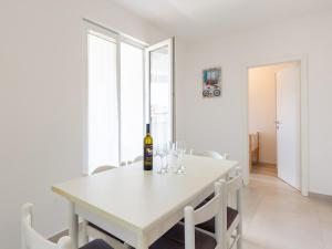 Amoroso apartment 200m from sea