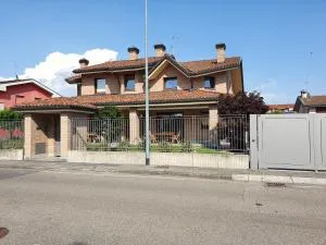 B&B Casa Sara - Rivolta dʼAdda