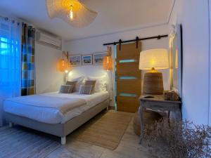 Hotels Hotel Le Neptune en Camargue : photos des chambres