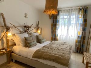 Hotels Hotel Le Neptune en Camargue : Chambre Lit King-Size