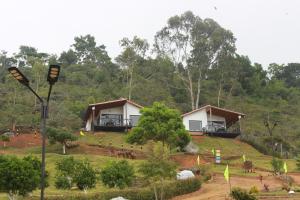 Mesa De los Santos, Balcones De los Santos CabaƱa Lounge Eucalipto