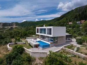 Villa Trebesin - Tušupi