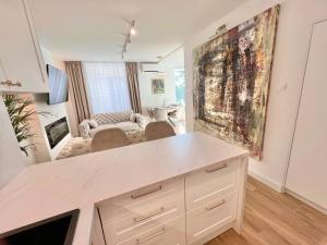 Apartment Velvet - free private garage