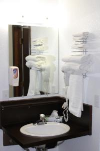 Queen Room room in Aero Inn