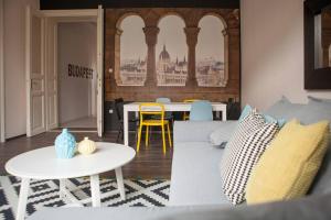 Voros downtown apartment with FREE parking