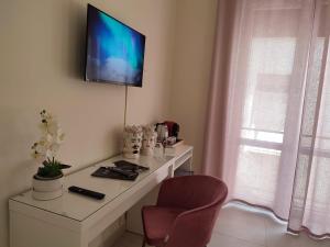 Siracusa Ortigia by Duomo